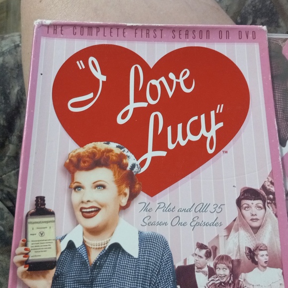 Three "I Love Lucy" Box Sets: Complete 1st Season, 4th Season, & Final Seasons - Picture 16 of 16